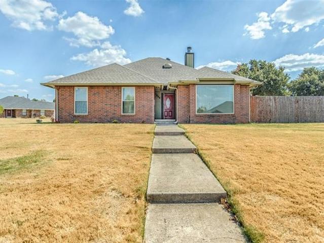 House for sale in Windsong, Midwest City