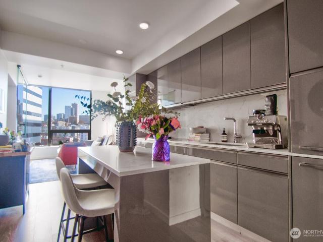 Condo for sale in Seattle, Washington