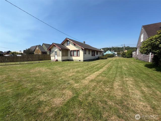 House for sale in Aberdeen, Washington
