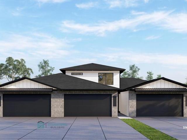 Townhouse for sale in Gretna