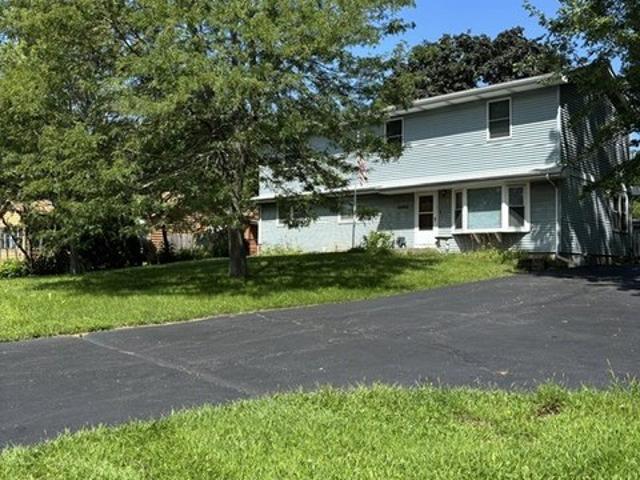 House for sale in Grayslake, Lake County
