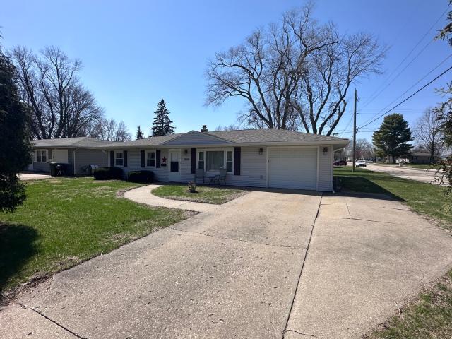 House for sale in Whiteside, Illinois
