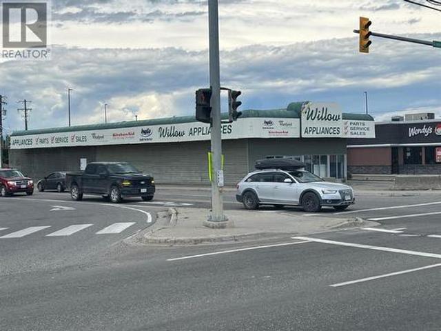 Commercial for rent in Cranbrook, British Columbia