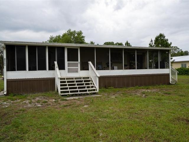 House for sale in Lorida, Florida