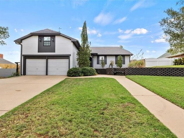 House for sale in Weatherford, Custer County