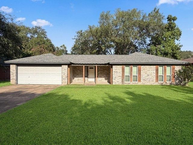 House for sale in Angleton, Texas