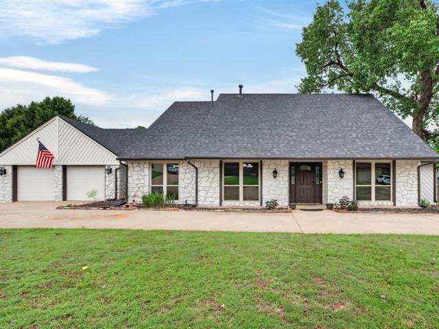 House for sale in Edmond, Oklahoma