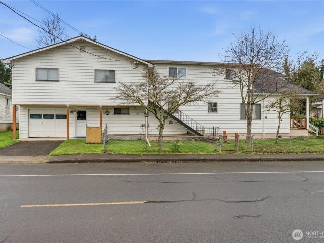 House for sale in Cathlamet, Washington