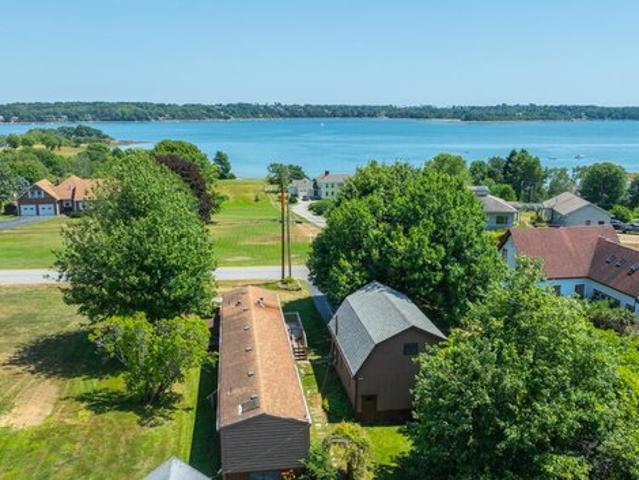 House for sale in Bailey Island, Maine