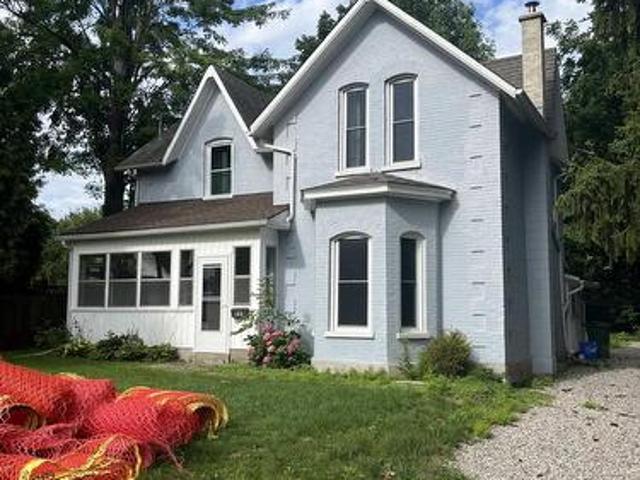 House for sale in St. Thomas, Southwestern Ontario