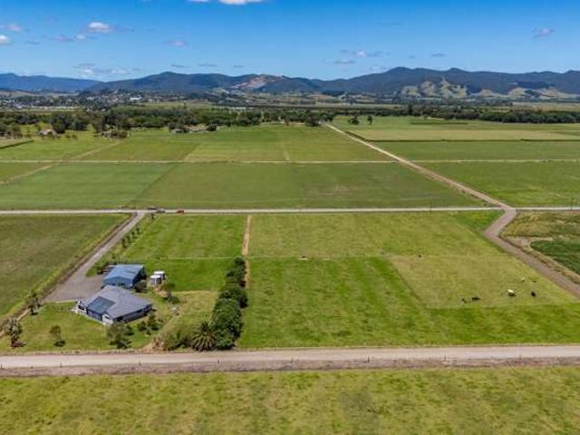 Property for sale in Fairburn, Northland