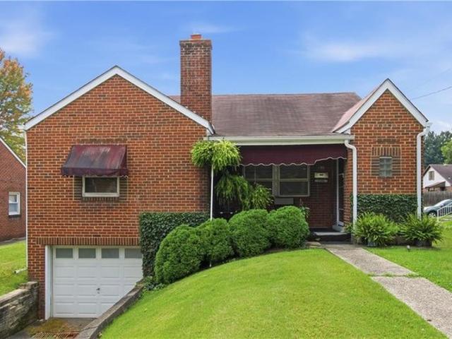 House for sale in Bridgeville, Pennsylvania