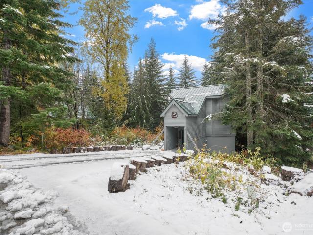 House for sale in Snoqualmie Pass, Washington