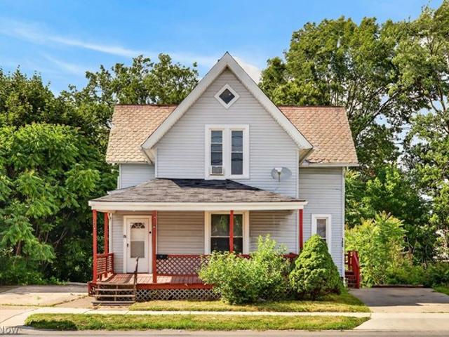 House for sale in Elyria, Ohio