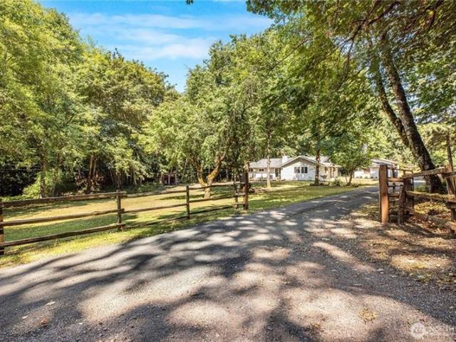 House for sale in Seabeck, Washington