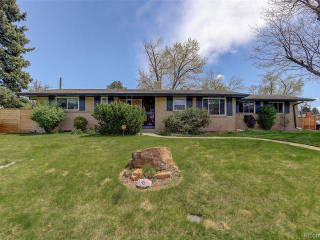 House for sale in Lakewood