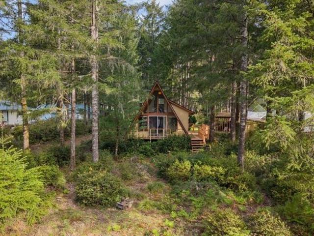 House for sale in Shelton, Washington