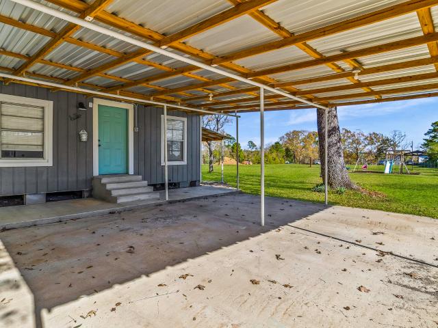 House for sale in Shepherd, Texas