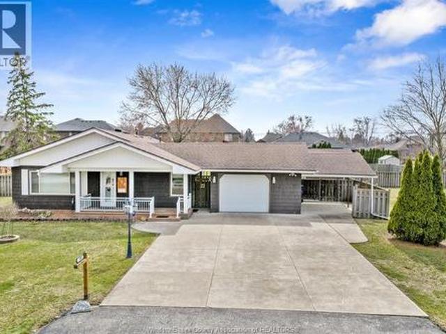 House for sale in Ontario