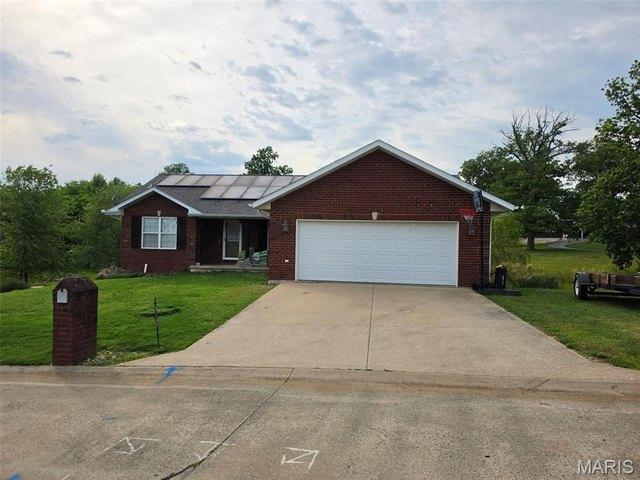 House for sale in Jackson, Missouri