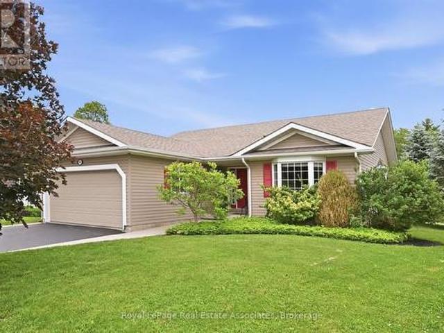 House for sale in Ancaster, Ontario