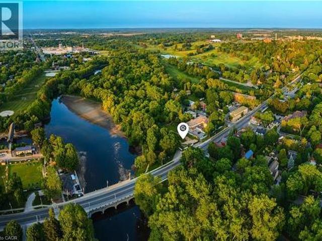 Townhouse for sale in Guelph, Ontario