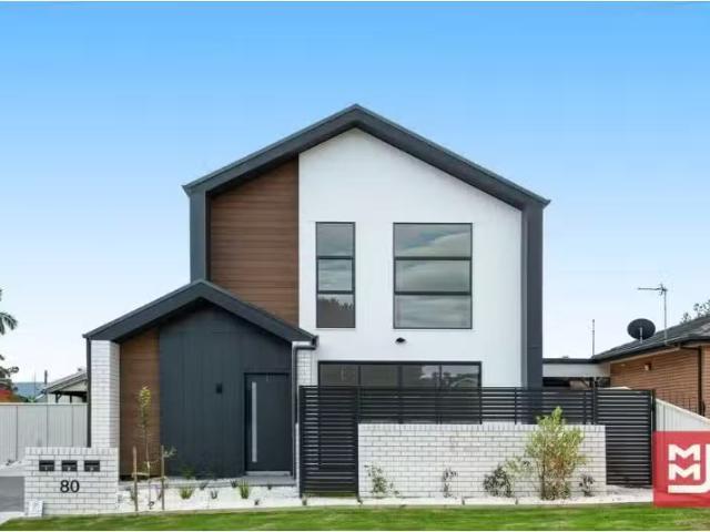 Condo for rent in Oak Flats Dc, New South Wales