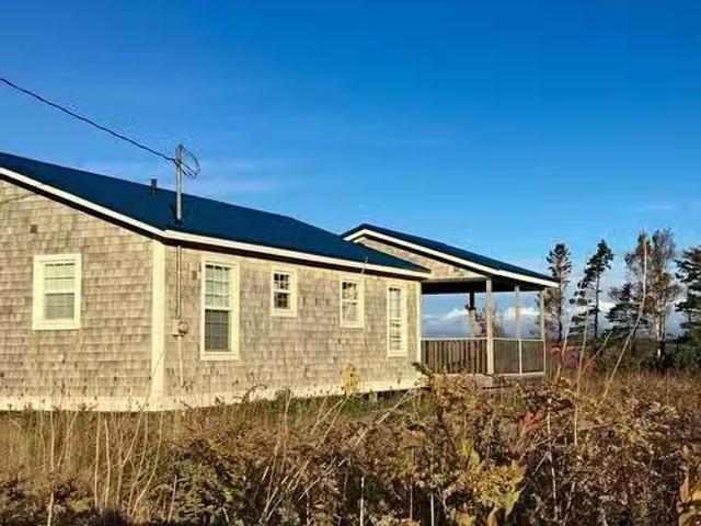 House for sale in Prince Edward Island