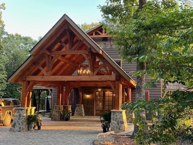 House for sale in Campobello, South Carolina