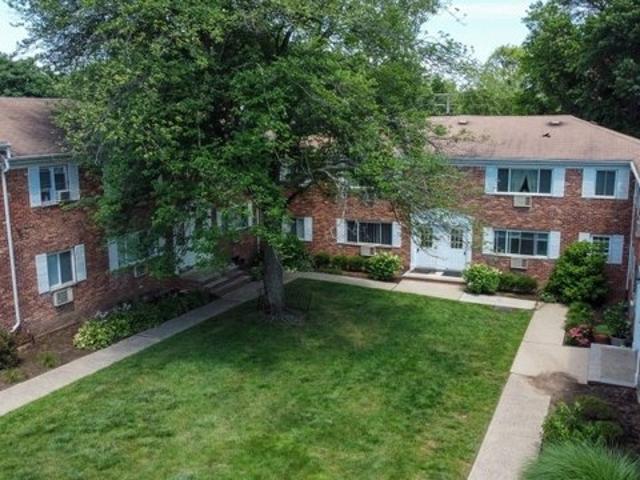 Condo for sale in Parsippany, New Jersey