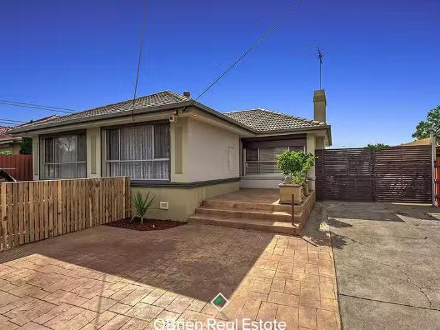 House for rent in Keilor, Victoria