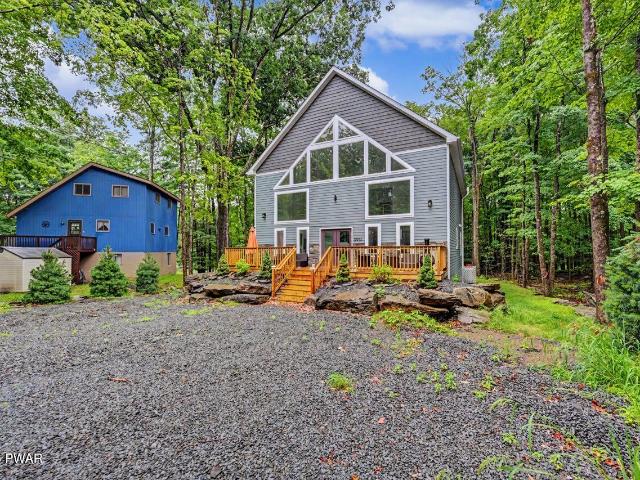 House for sale in Lake Ariel, Pennsylvania