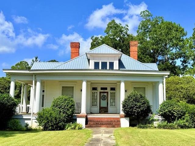 House for sale in Omega, Georgia