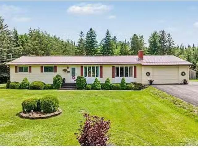 House for sale in Penniac, New Brunswick