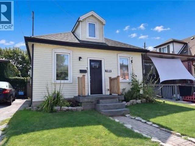 House for sale in Ancaster, Ontario