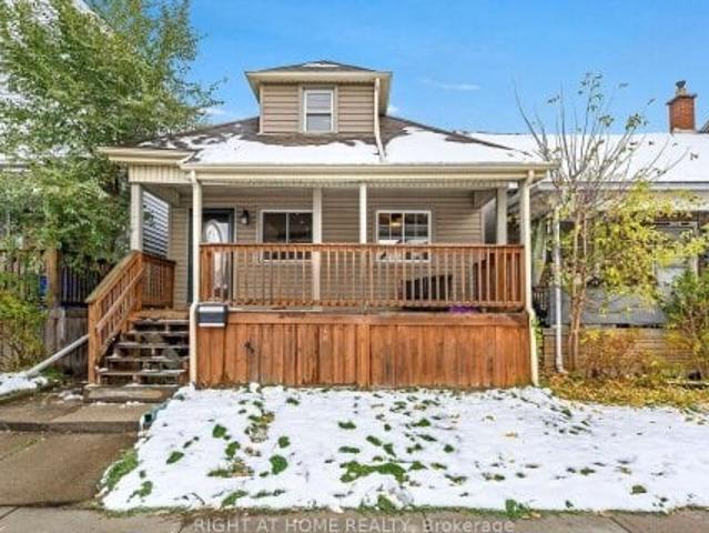 House for sale in Ancaster, Ontario
