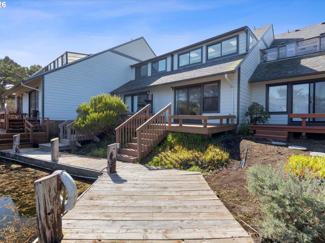 Condo for sale in Oregonia