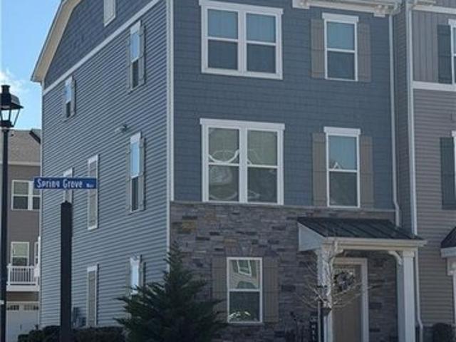 Townhouse for sale in Virginia