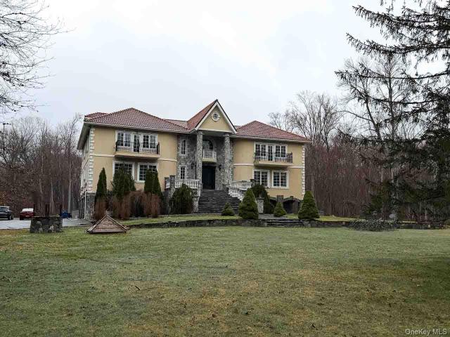 Property for rent in Bedford, New York