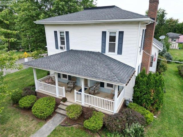 House for sale in New London, Huron County