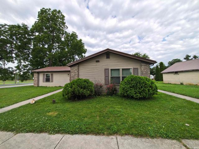 House for sale in Geneva, Indiana