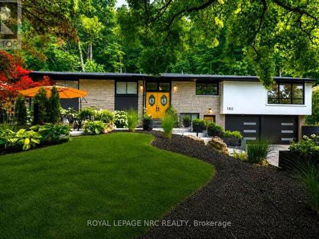 House for sale in Niagara, Ontario