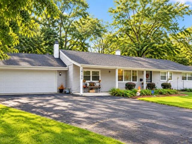 House for sale in Country Club Hills, Illinois