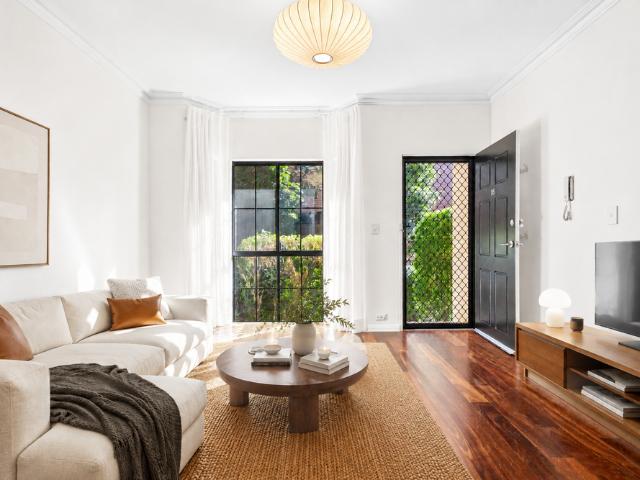Townhouse for rent in Sydney, New South Wales