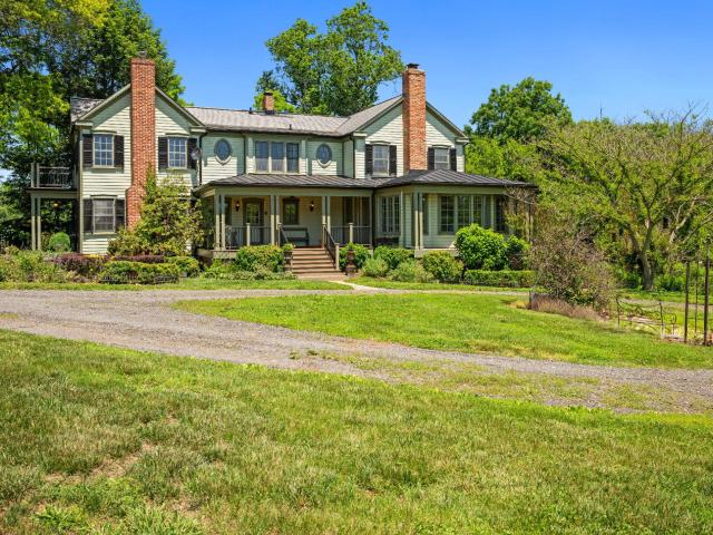 House for sale in Dickerson, Maryland