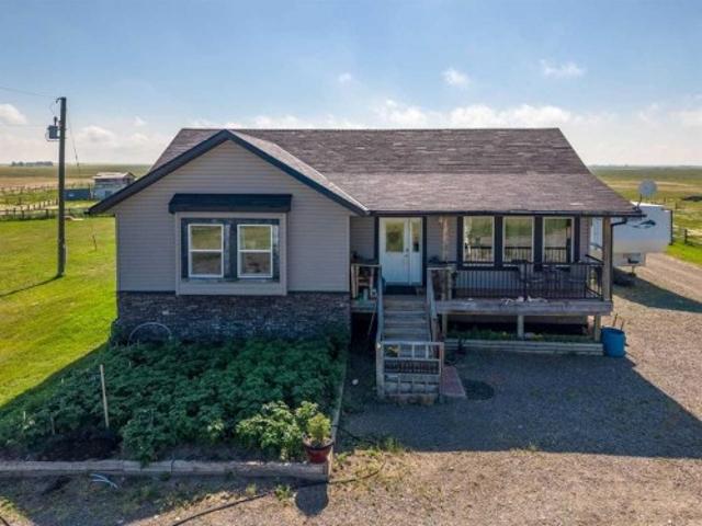 House for sale in Alberta