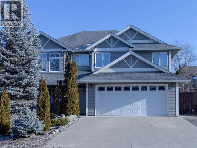 House for sale in Salmon Arm, British Columbia