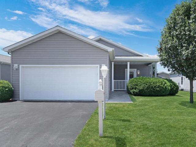 House for sale in Grayslake, Illinois