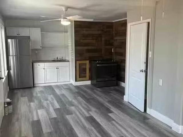 Condo for rent in Hollywood