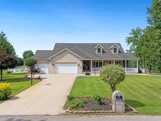 House for sale in Warsaw, Indiana